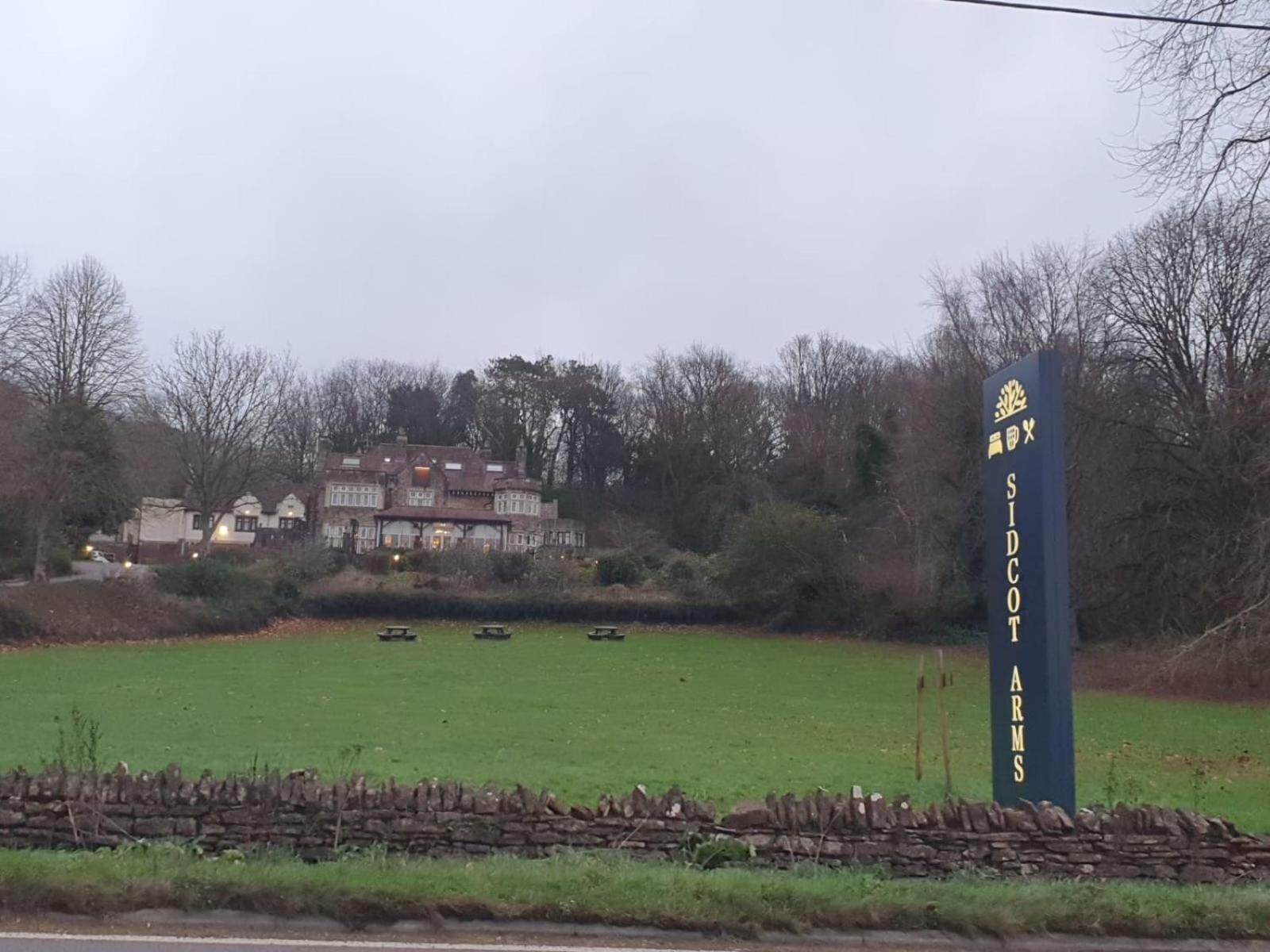 Sidcot Arms Hotel Winscombe Exterior foto